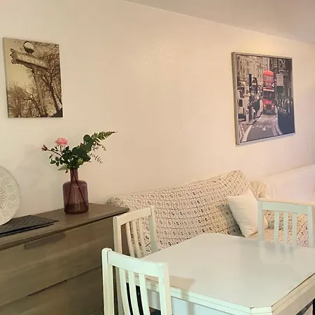 Flat 5 Minutos From W Pool View! Торрев'єха